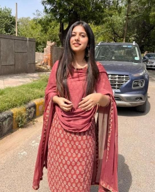 Call Girls in Vaishali Nagar