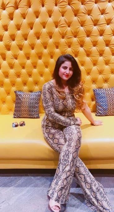 Call Girls service in Vaishali Nagar